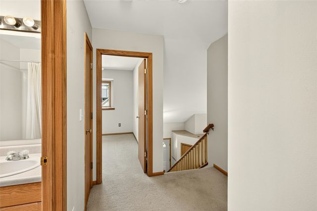 45 Heron Circle, Iowa City, IA 52245