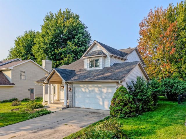 45 Heron Circle, Iowa City, IA 52245