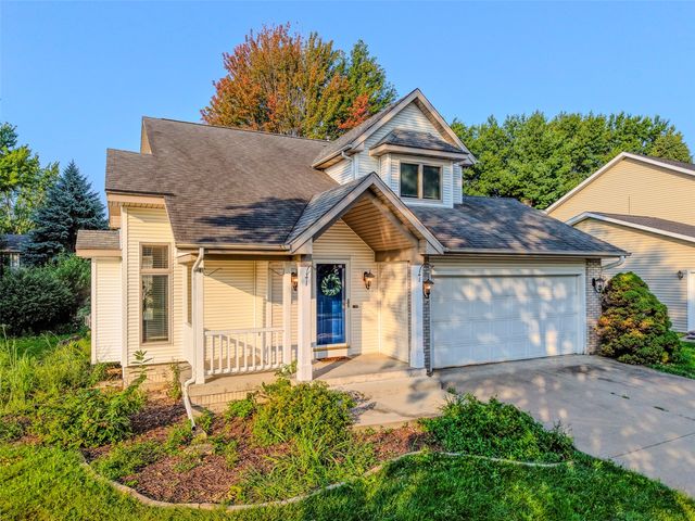45 Heron Circle, Iowa City, IA 52245
