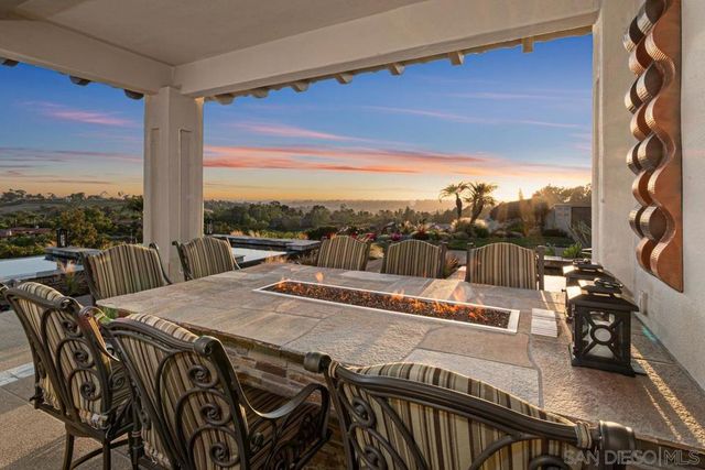 18383 Colina Fuerte, Rancho Santa Fe, CA 92067