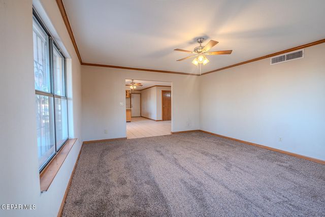 11640 Peters Road, Socorro, TX 79927