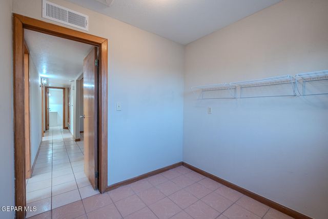 11640 Peters Road, Socorro, TX 79927