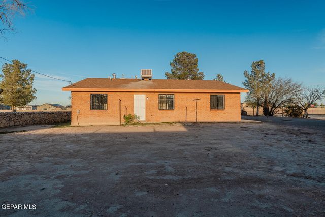 11640 Peters Road, Socorro, TX 79927
