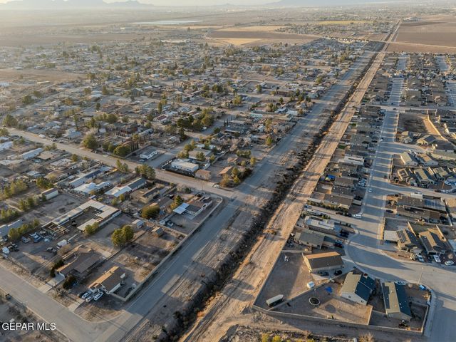 11640 Peters Road, Socorro, TX 79927