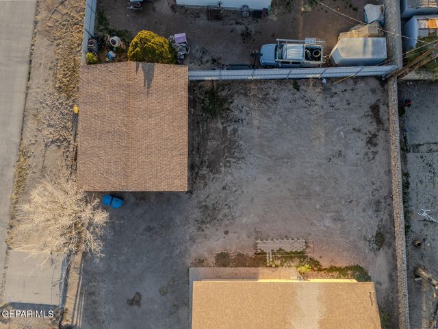 11640 Peters Road, Socorro, TX 79927