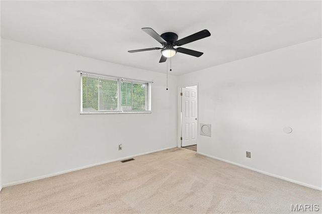 1940 Danelle Drive, Florissant, MO 63031