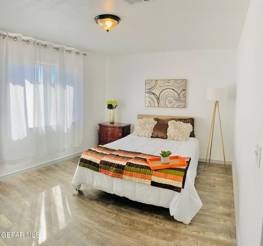 6336 Cougar Ridge Lane, El Paso, TX 79912