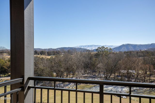 1919 Legend View Court, Sevierville, TN 37862