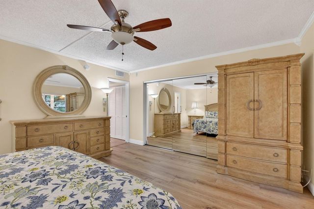 2070 NEWPORT Q Drive, Deerfield Beach, FL 33442