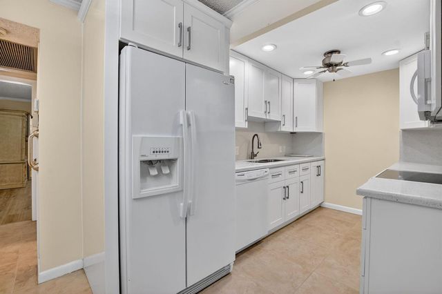 2070 NEWPORT Q Drive, Deerfield Beach, FL 33442