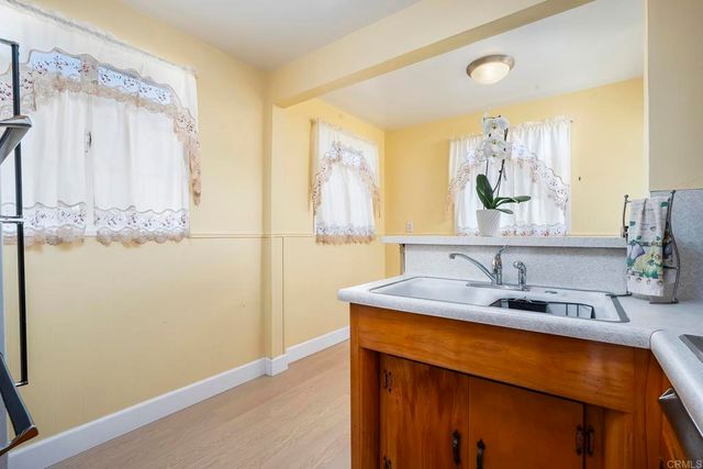 2726 Comstock St, San Diego, CA 92111