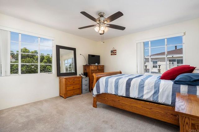 2726 Comstock St, San Diego, CA 92111
