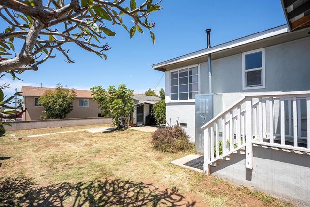 2726 Comstock St, San Diego, CA 92111