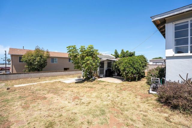 2726 Comstock St, San Diego, CA 92111