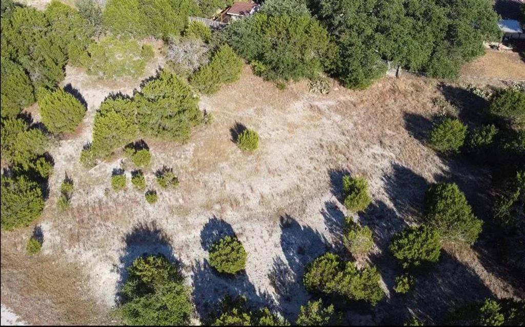 2105 Thurber LN, Leander, TX 78645