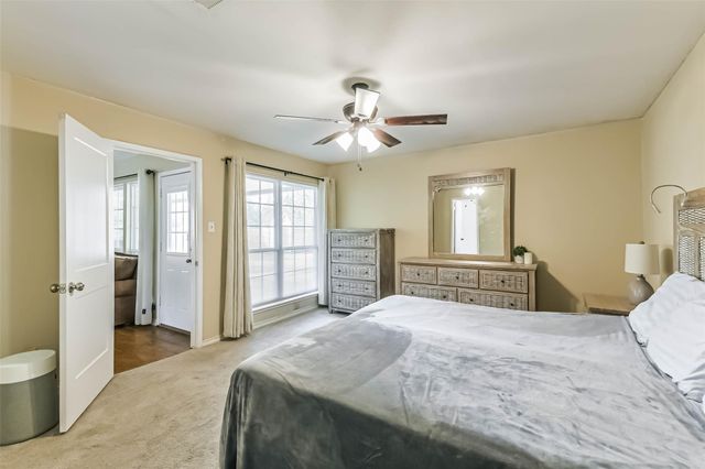 231 Loon River Drive, Huffman, TX 77336