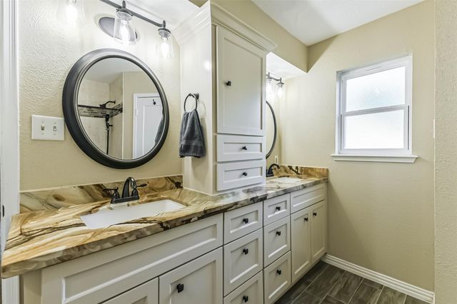 231 Loon River Drive, Huffman, TX 77336