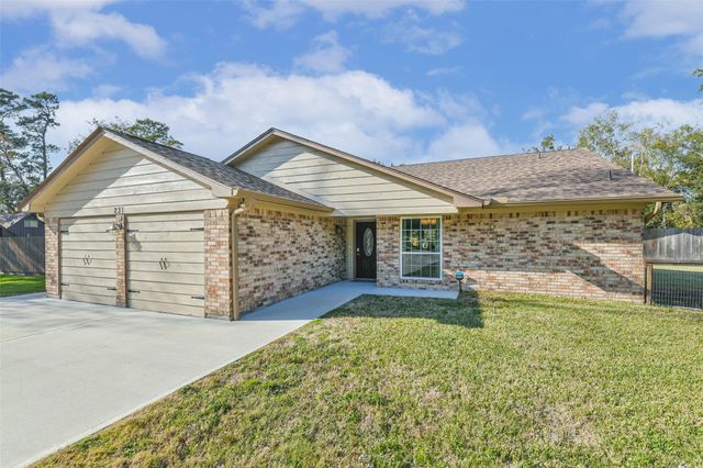 231 Loon River Drive, Huffman, TX 77336
