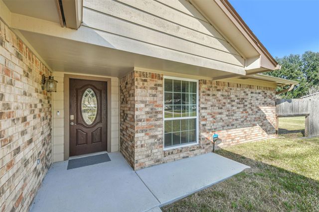 231 Loon River Drive, Huffman, TX 77336