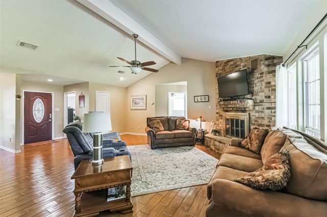 231 Loon River Drive, Huffman, TX 77336