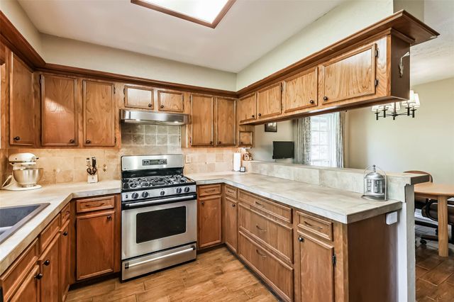 231 Loon River Drive, Huffman, TX 77336