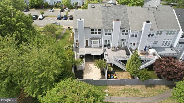 9279 CALADIUM DR, Manassas, VA 20110