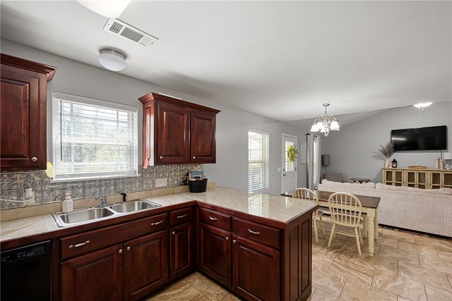 401 Willow Creek Drive, Dardanelle, AR 72834