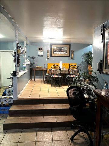 936 S Maxwell, Siloam Springs, AR 72761