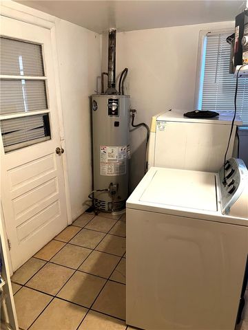 936 S Maxwell, Siloam Springs, AR 72761