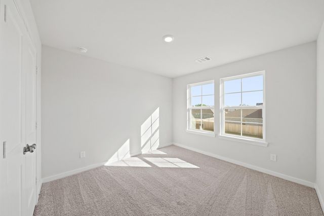 325 Bennett Street, Angleton, TX 77515