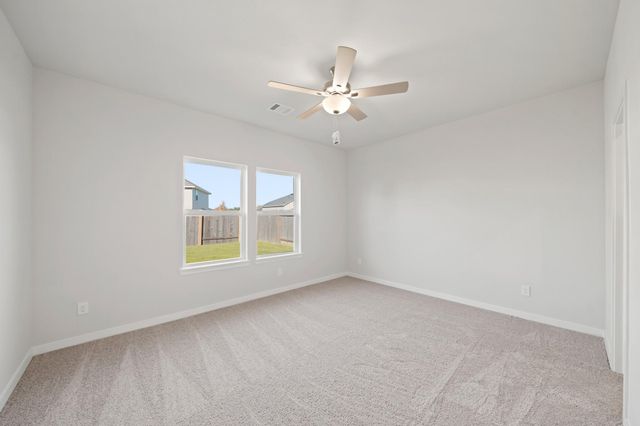 325 Bennett Street, Angleton, TX 77515