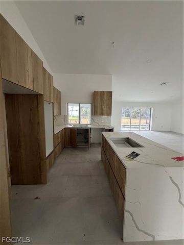 2228 SW 43rd ST, Cape Coral, FL 33914