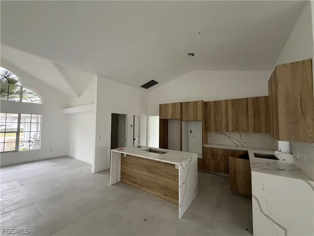 2228 SW 43rd ST, Cape Coral, FL 33914