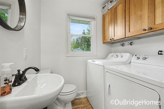 4974 Cedar Ridge Drive, Grand Rapids, MI 49525