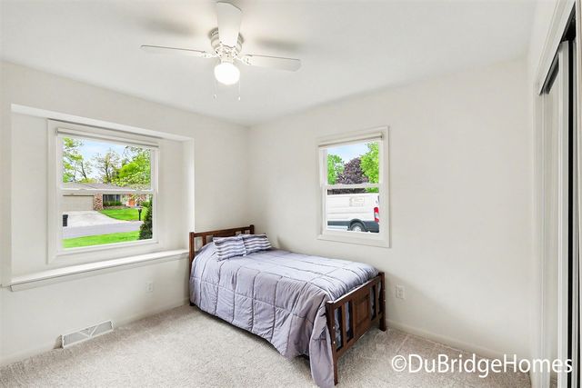 4974 Cedar Ridge Drive, Grand Rapids, MI 49525