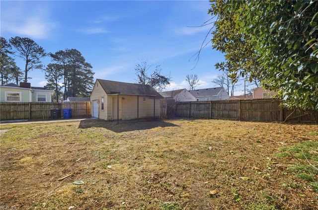 804 Cambridge AVE, Portsmouth, VA 23707