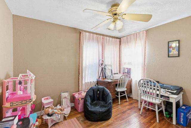 1607 N Erie Ave, Wichita, KS 67214