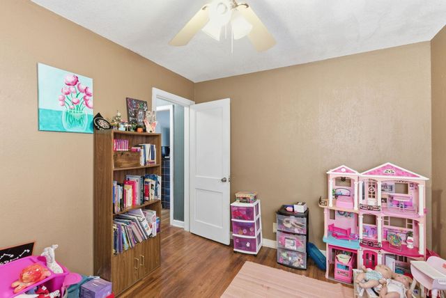 1607 N Erie Ave, Wichita, KS 67214