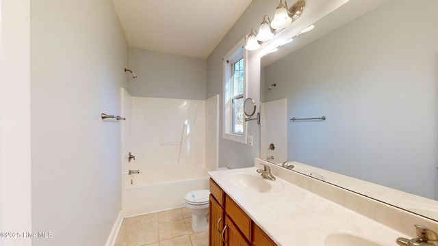 119 Boysenberry Fields Road, Maple Hill, NC 28454