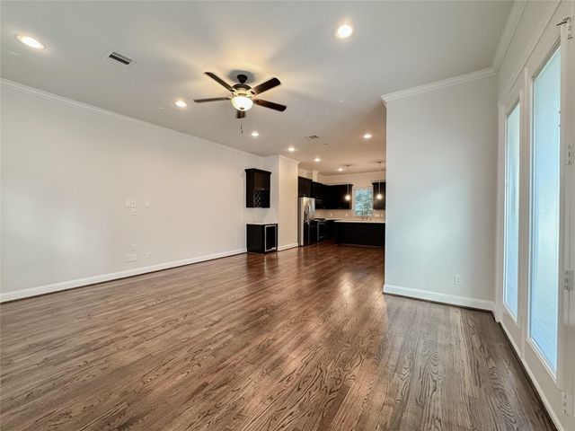 10 Hermann Park Court, Houston, TX 77021