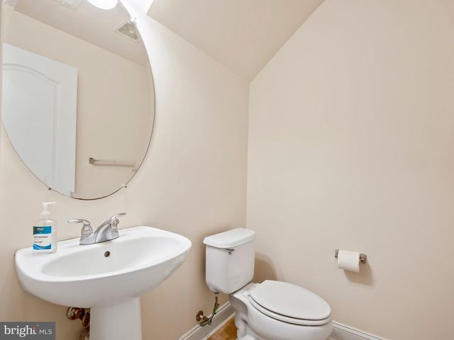 304 ORCHARD RIDGE DR, Gaithersburg, MD 20878