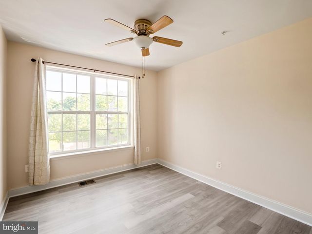 304 ORCHARD RIDGE DR, Gaithersburg, MD 20878