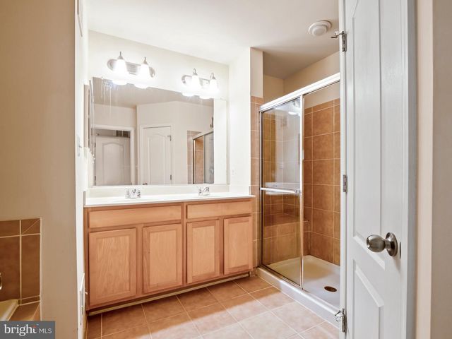 304 ORCHARD RIDGE DR, Gaithersburg, MD 20878