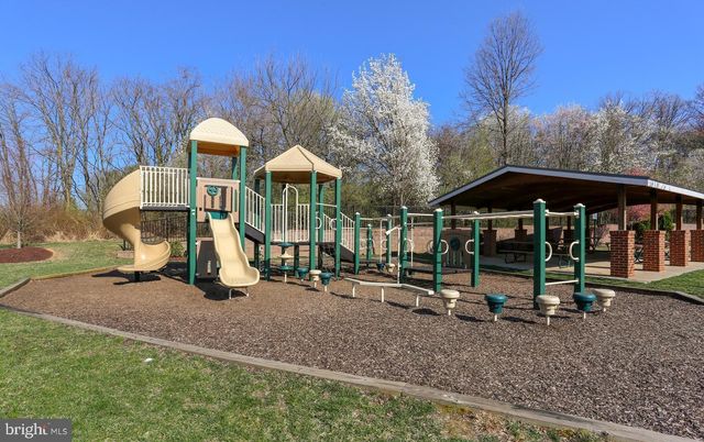 304 ORCHARD RIDGE DR, Gaithersburg, MD 20878