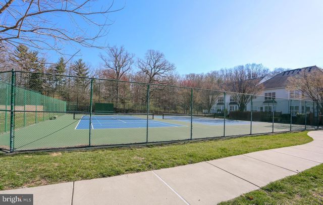 304 ORCHARD RIDGE DR, Gaithersburg, MD 20878