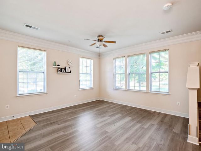 304 ORCHARD RIDGE DR, Gaithersburg, MD 20878