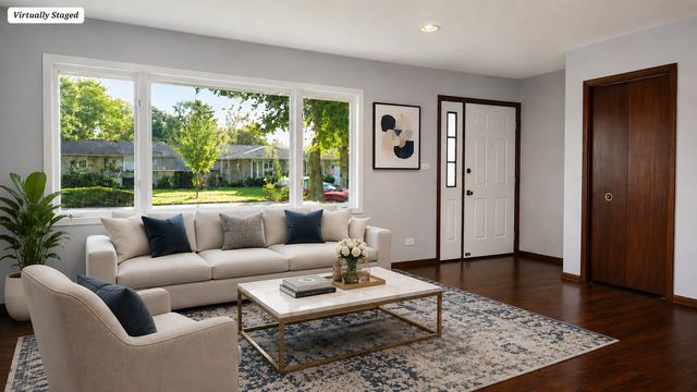 2125 Plainfield Drive, Des Plaines, IL 60018