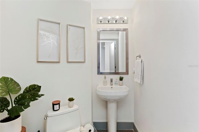 260 S OSCEOLA AVENUE 1106, Orlando, FL 32801