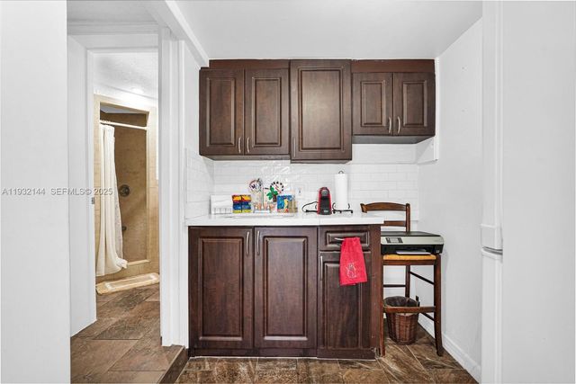 6266 SW 42nd St, South Miami, FL 33155