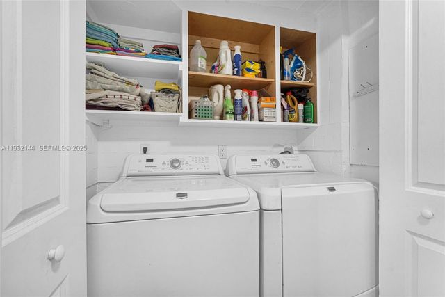 6266 SW 42nd St, South Miami, FL 33155